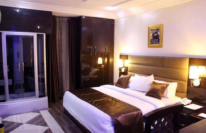 E-Suites Hotel, Abuja Exterior foto