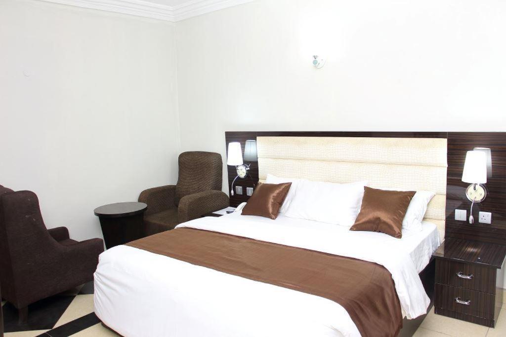 E-Suites Hotel, Abuja Exterior foto